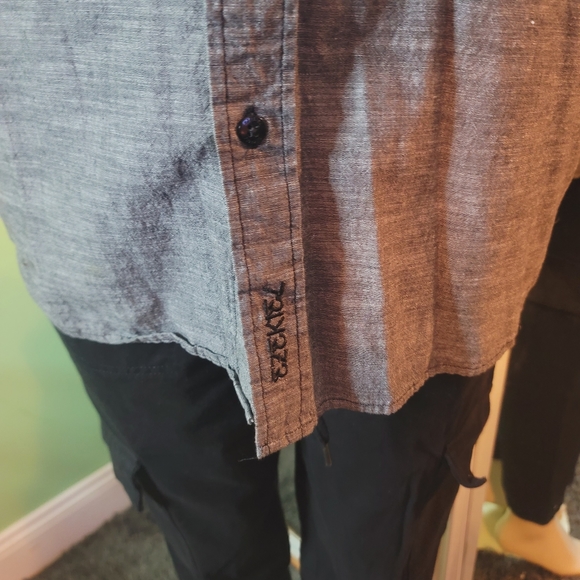 Bozeman Short Sleeve Woven Shirt - Picture 10 of 11